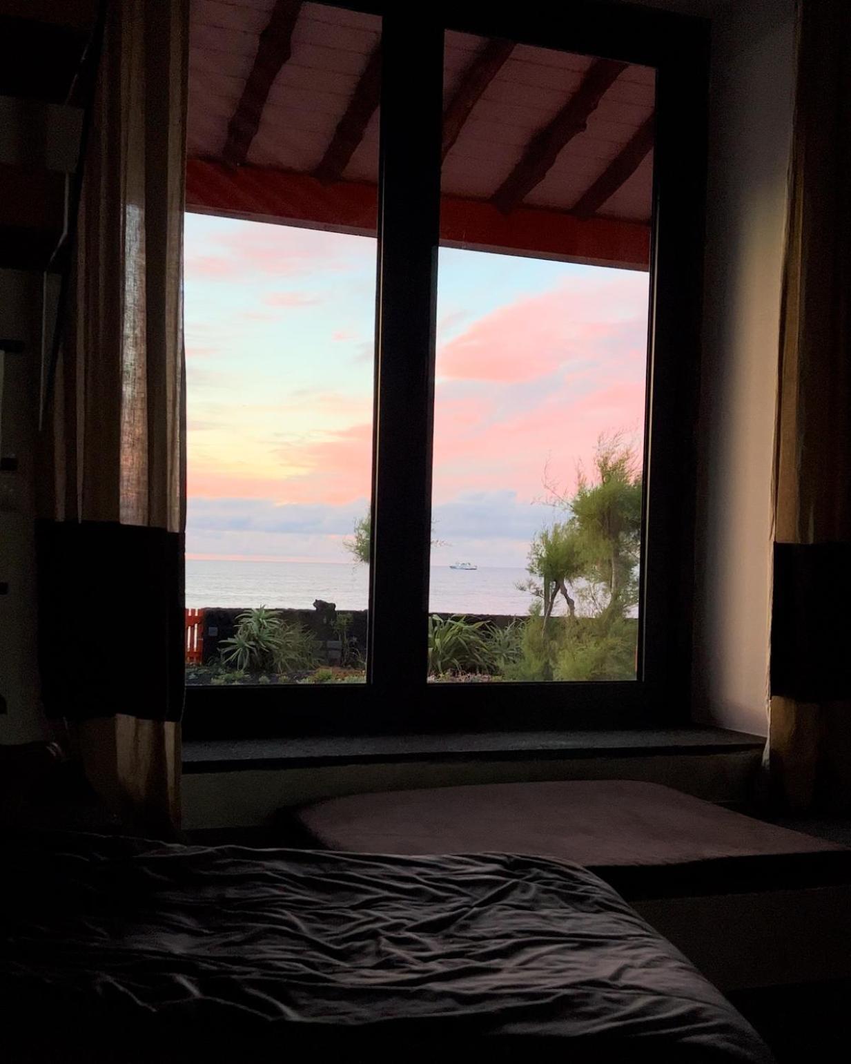 Casa Baleia Laranja Ocean-Front Villa Madalena  Dış mekan fotoğraf