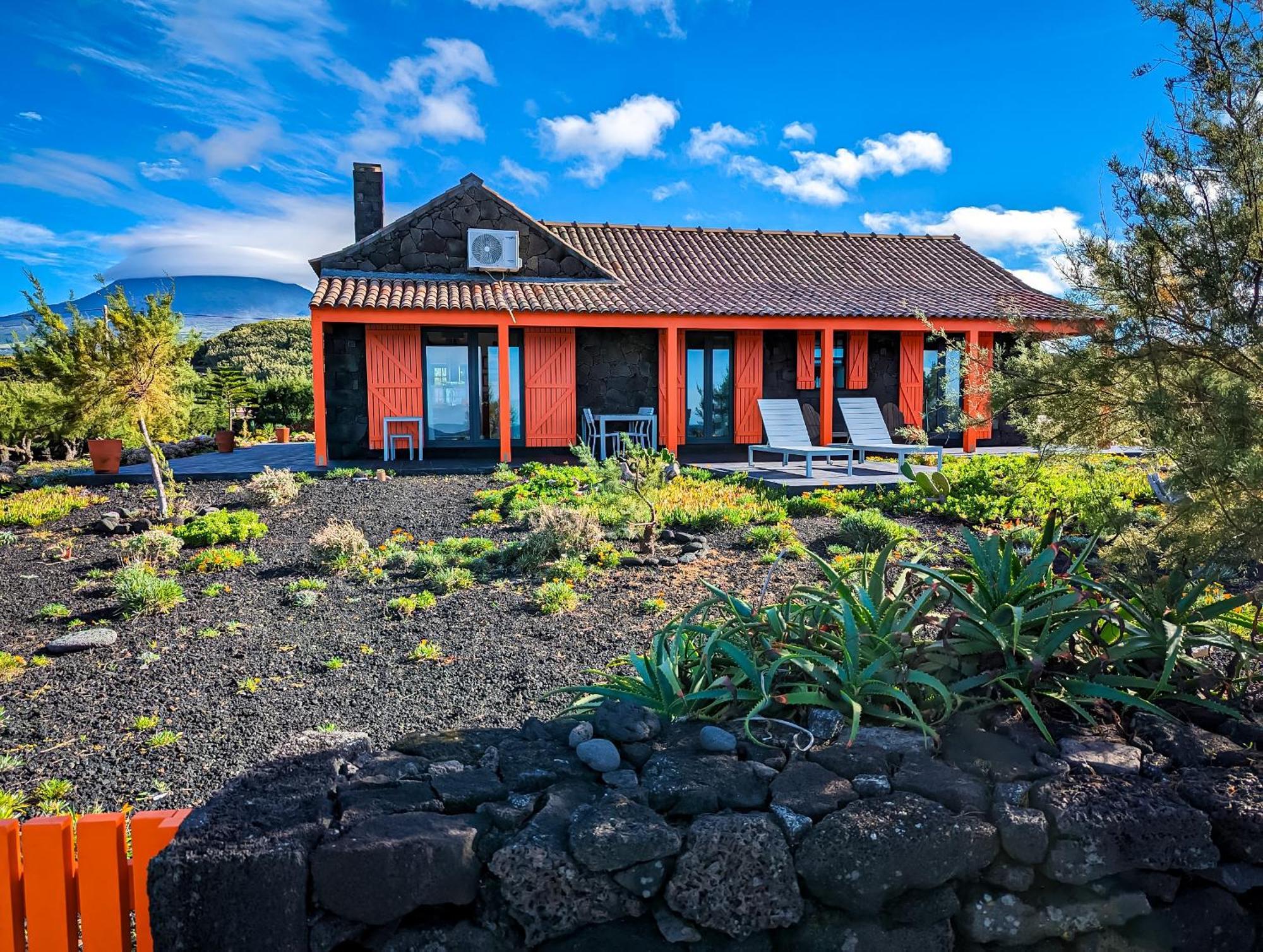 Casa Baleia Laranja Ocean-Front Villa Madalena  Dış mekan fotoğraf